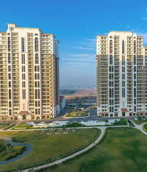 DLF New Town Heights